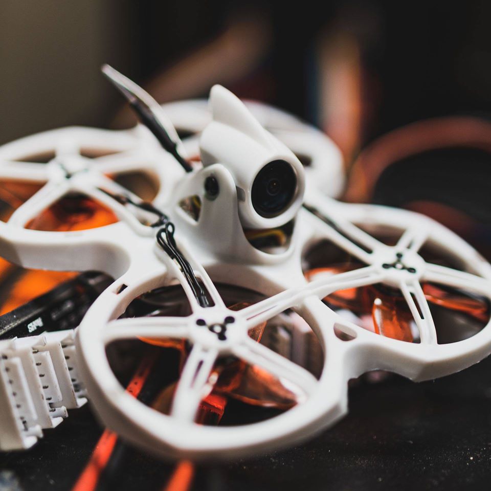 Emax tinyhawk ii 2 rtf fpvレースド - Drone Battery Charger のレビューと価格