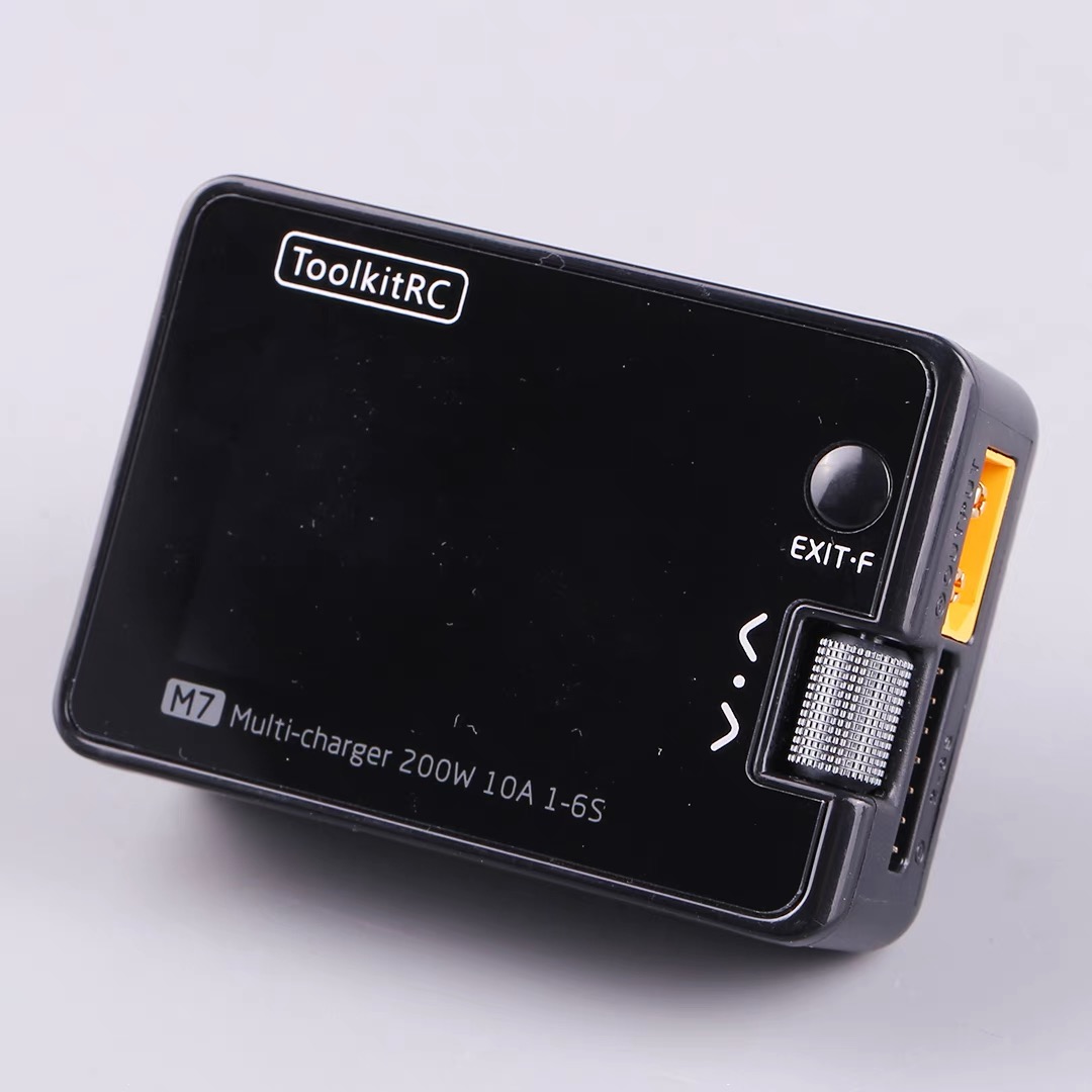 ToolkitRC M7 200W 10A DC 充電器エク - Drone Battery Voltage Checker のレビューと価格